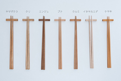 日本の木の箸
